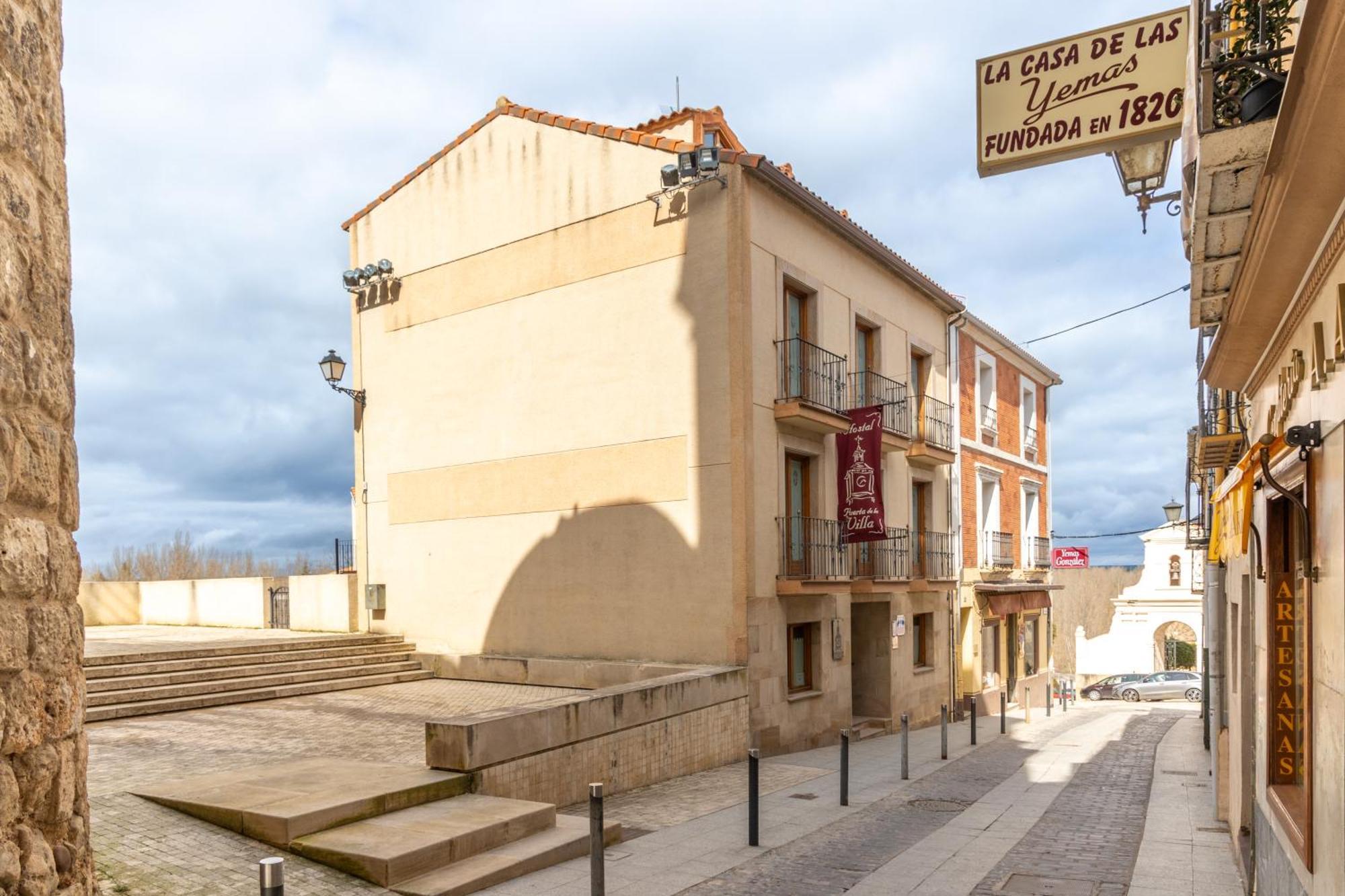 Hostal Sin Recep24H Puerta De La Villa - Pet Friendly & Restaurante Альмасан Экстерьер фото